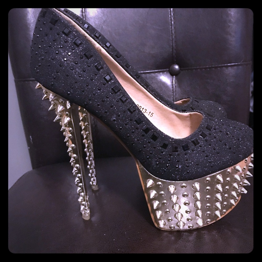 Binwenu size 39 stiletto heels